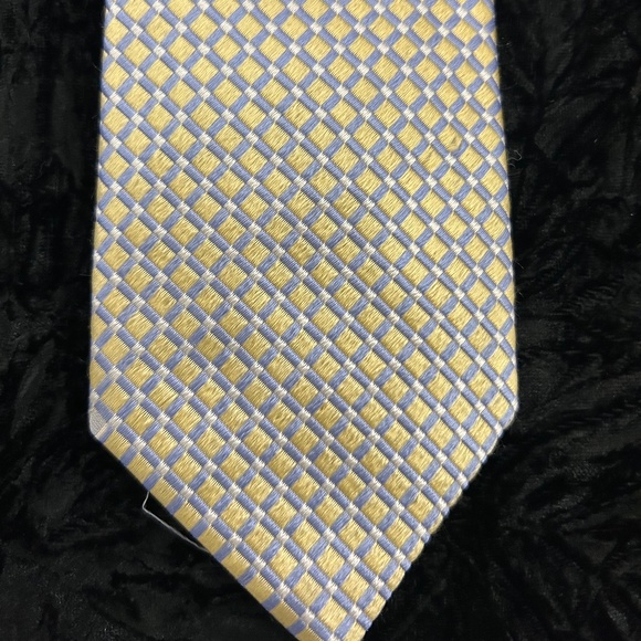 Turnbull & Asser Yellow Blue Geometric Silk Tie - Picture 1 of 6
